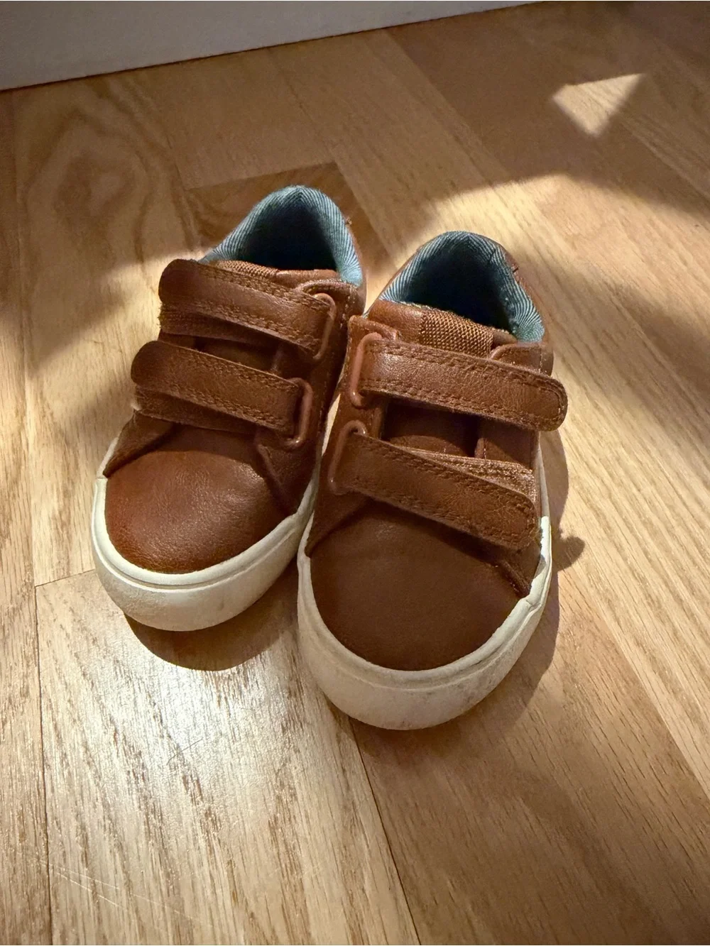 Cat & Jack Brown Velcro Kids Sneakers